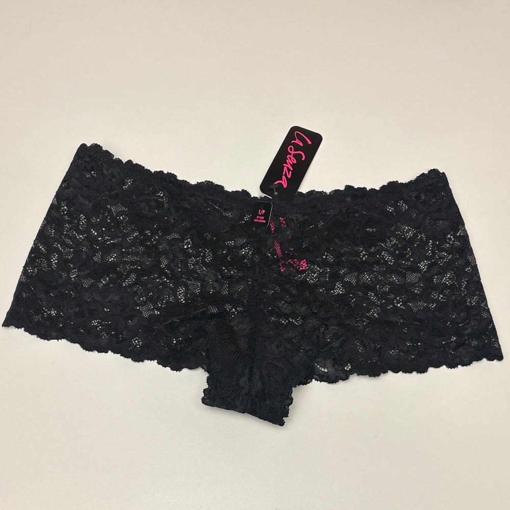 NWT La Senza black Lace Boy Short Panties Size Small